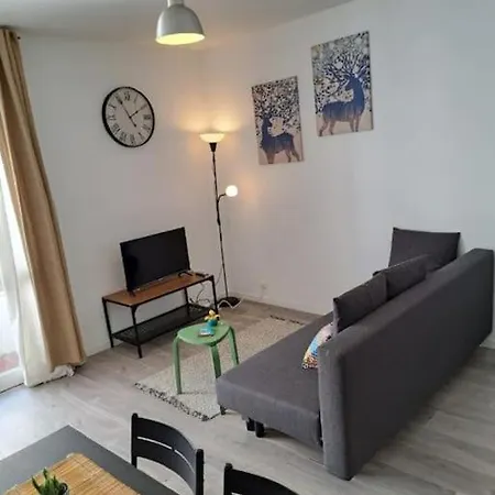Studio Proche Toutes Commodites Apartamento *